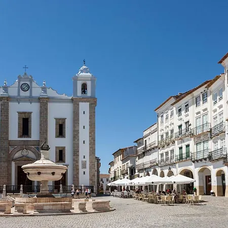 Casa das Arcadas, com free garagem - Praça de Giraldo Évora Exterior foto